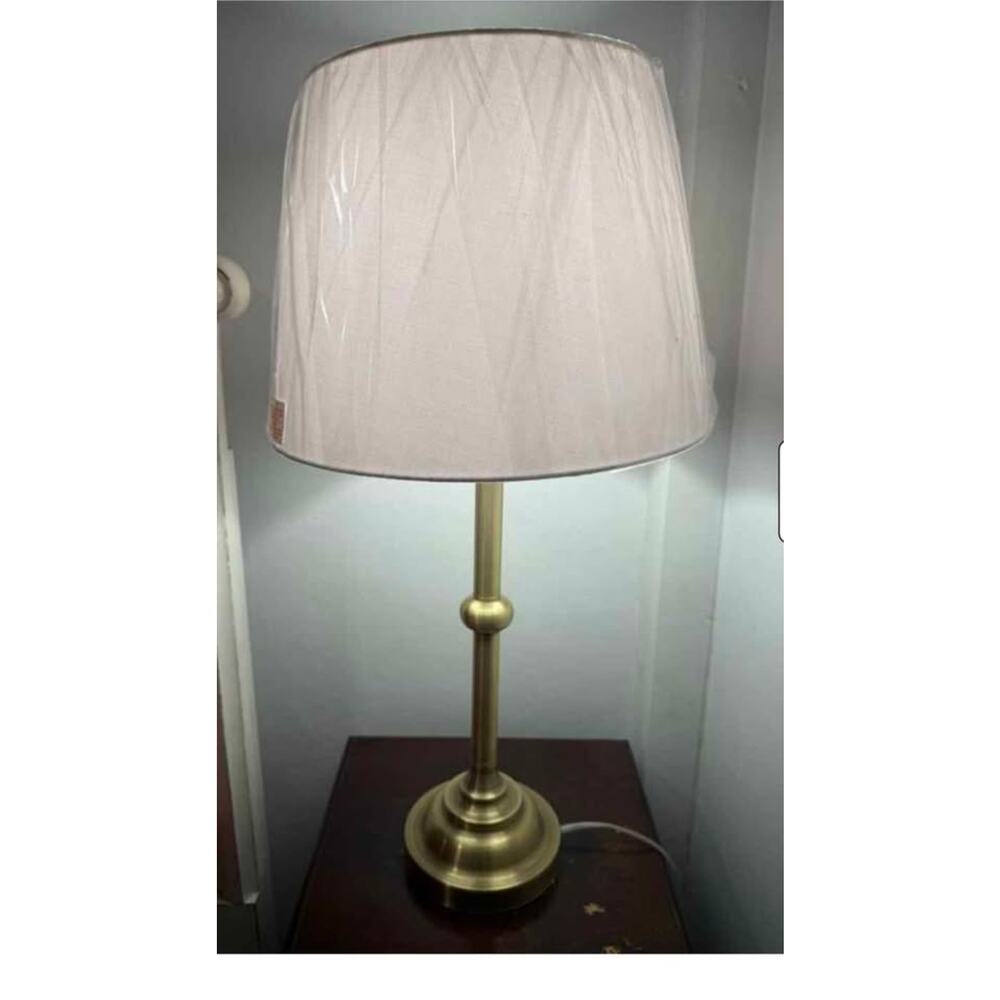 Madison Park Aelorian Table Lamp 28"H
Madison Park